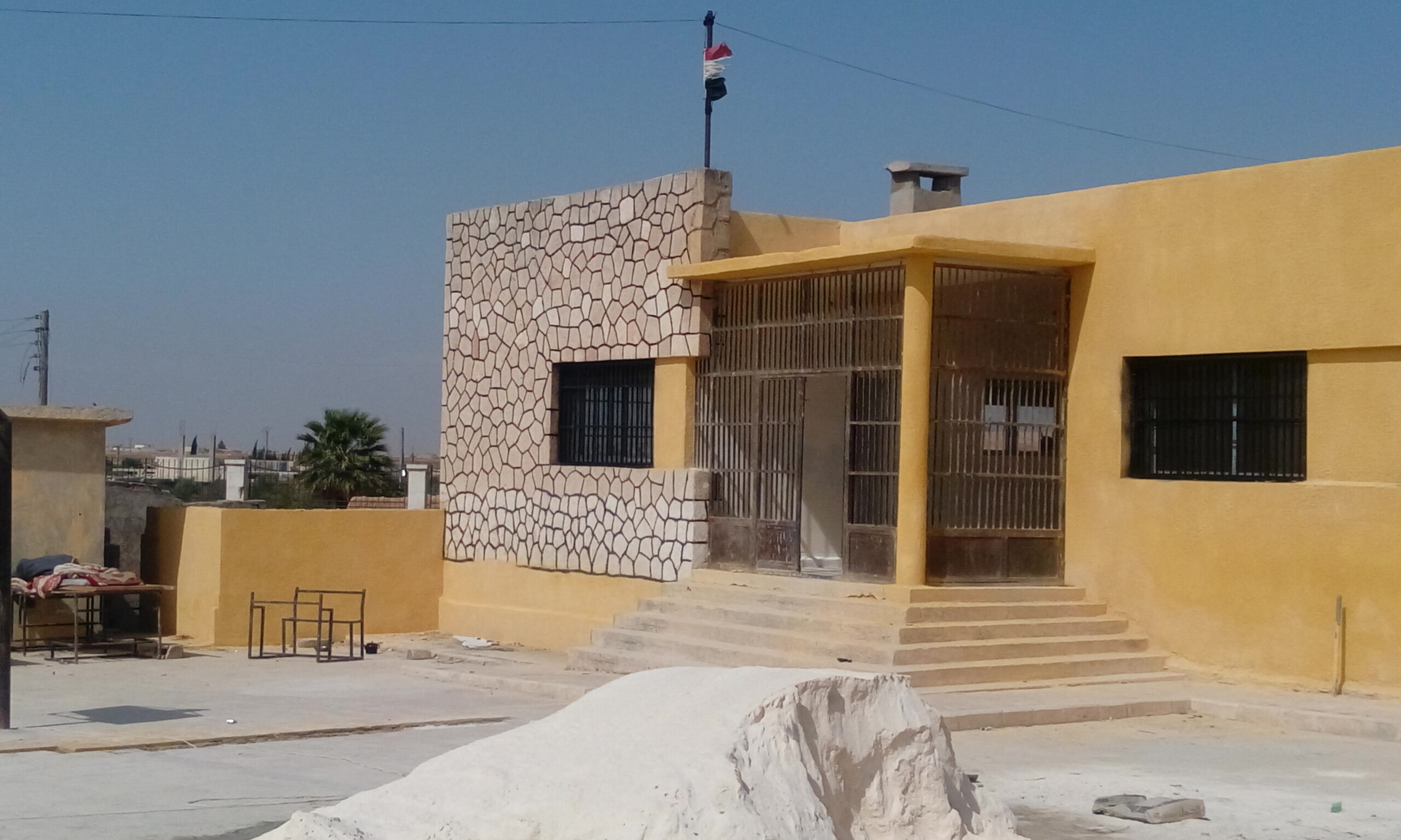 School 4